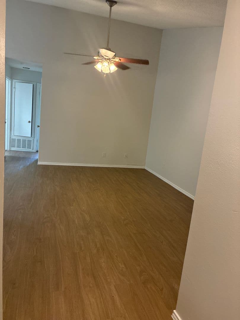 San Antonio Multiplex: 4702 West Avenue