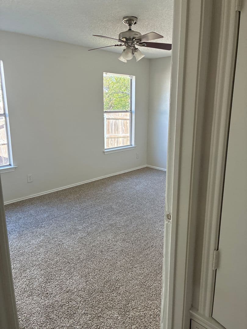 San Antonio Multiplex: 4702 West Avenue