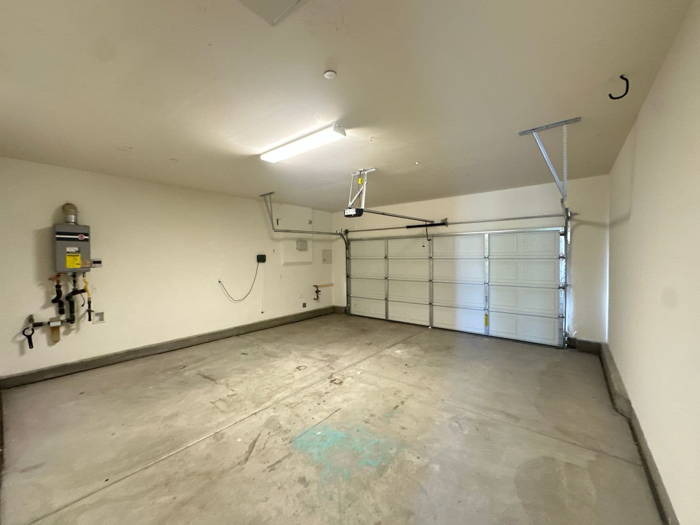 Lake Elsinore House: 29347 Wild Lilac