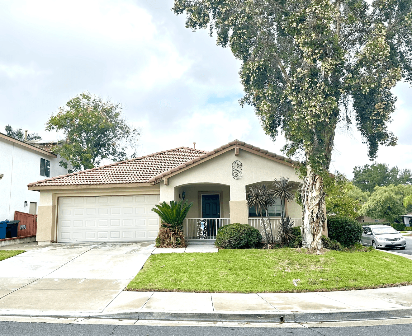 Temecula House: 32286 Via Arias