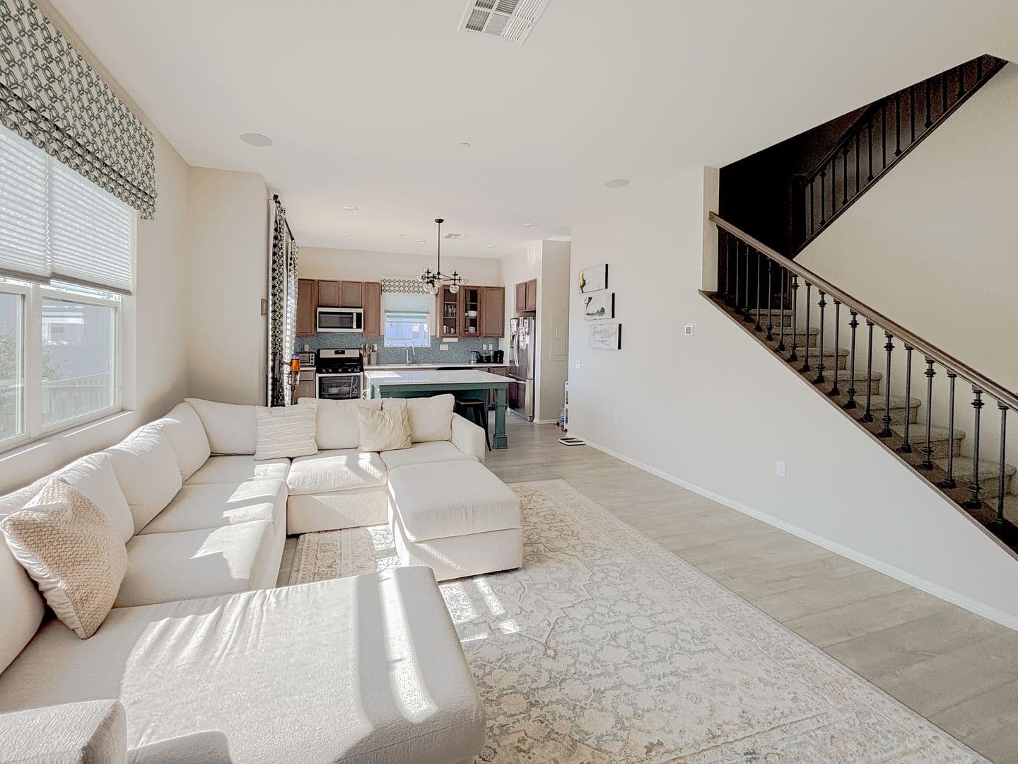 Chula Vista Townhome: 1445 Suwerte Ave