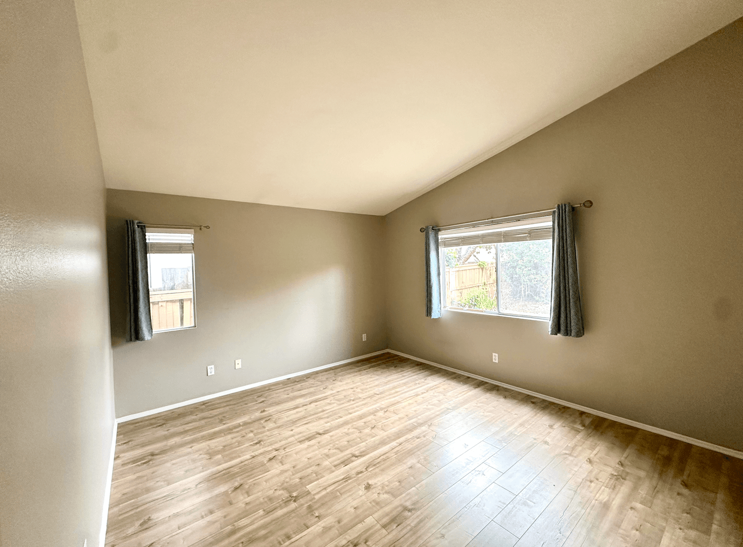 Temecula House: 32286 Via Arias
