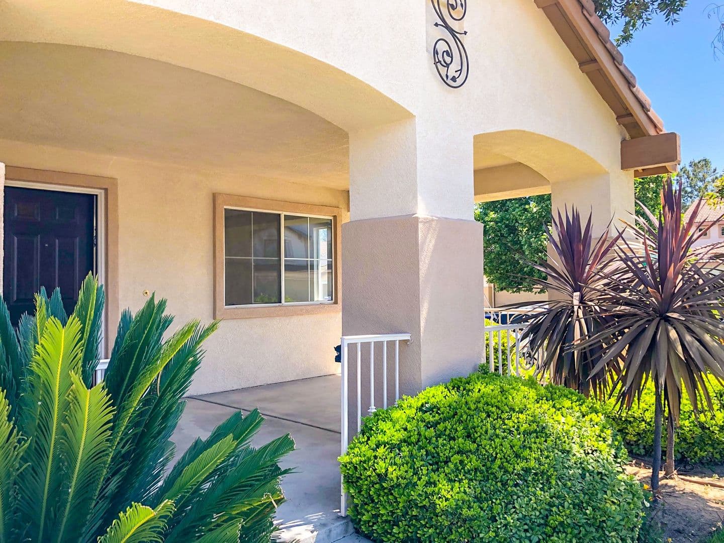 Temecula House: 32286 Via Arias