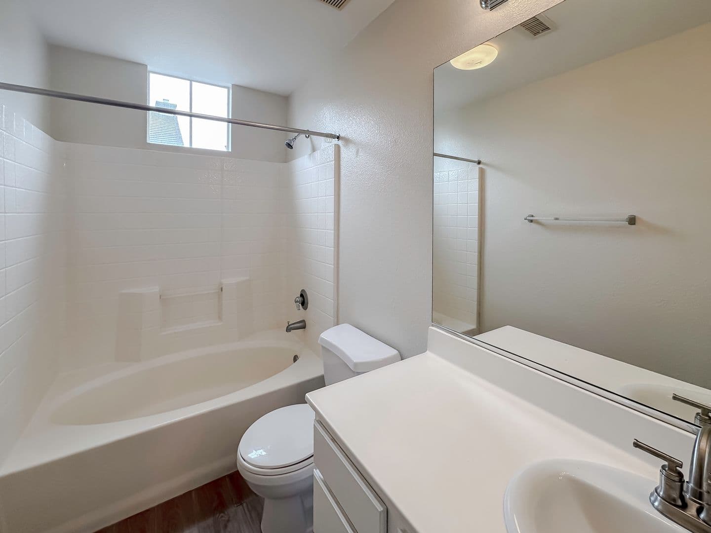 Chula Vista Townhome: 1339 Nicolette Avenue
