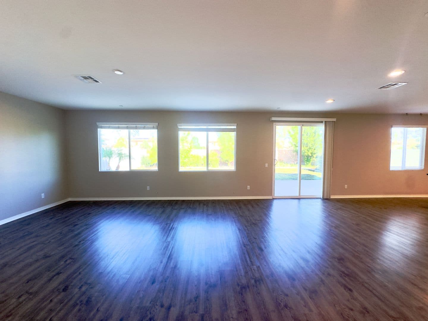 Lake Elsinore House: 29347 Wild Lilac