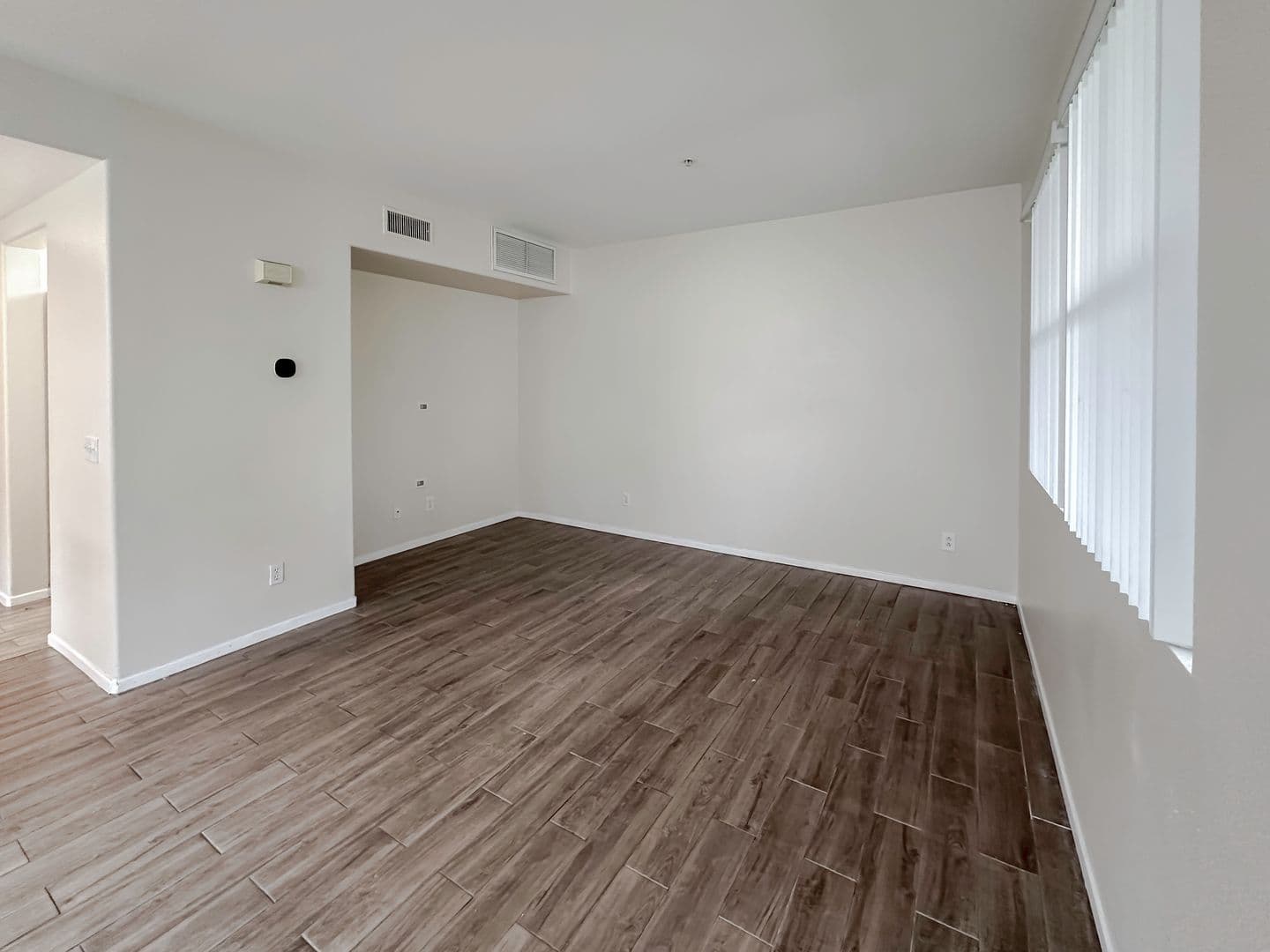 Chula Vista Townhome: 1339 Nicolette Avenue