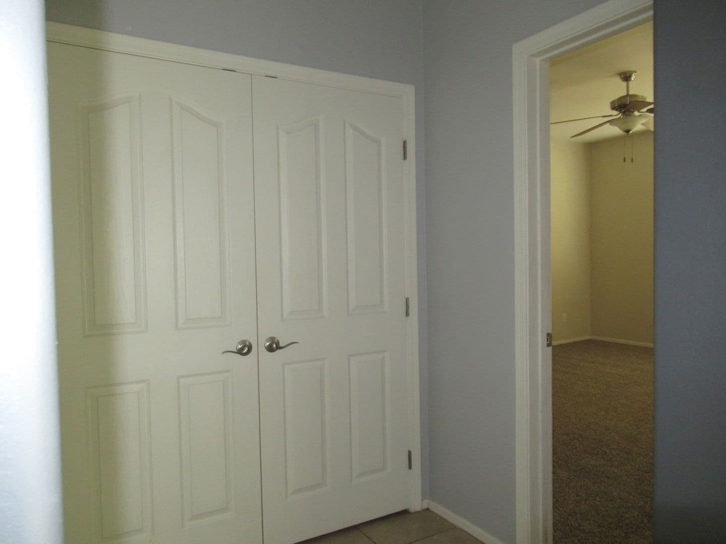 Avondale House: 10784 W Washington St.