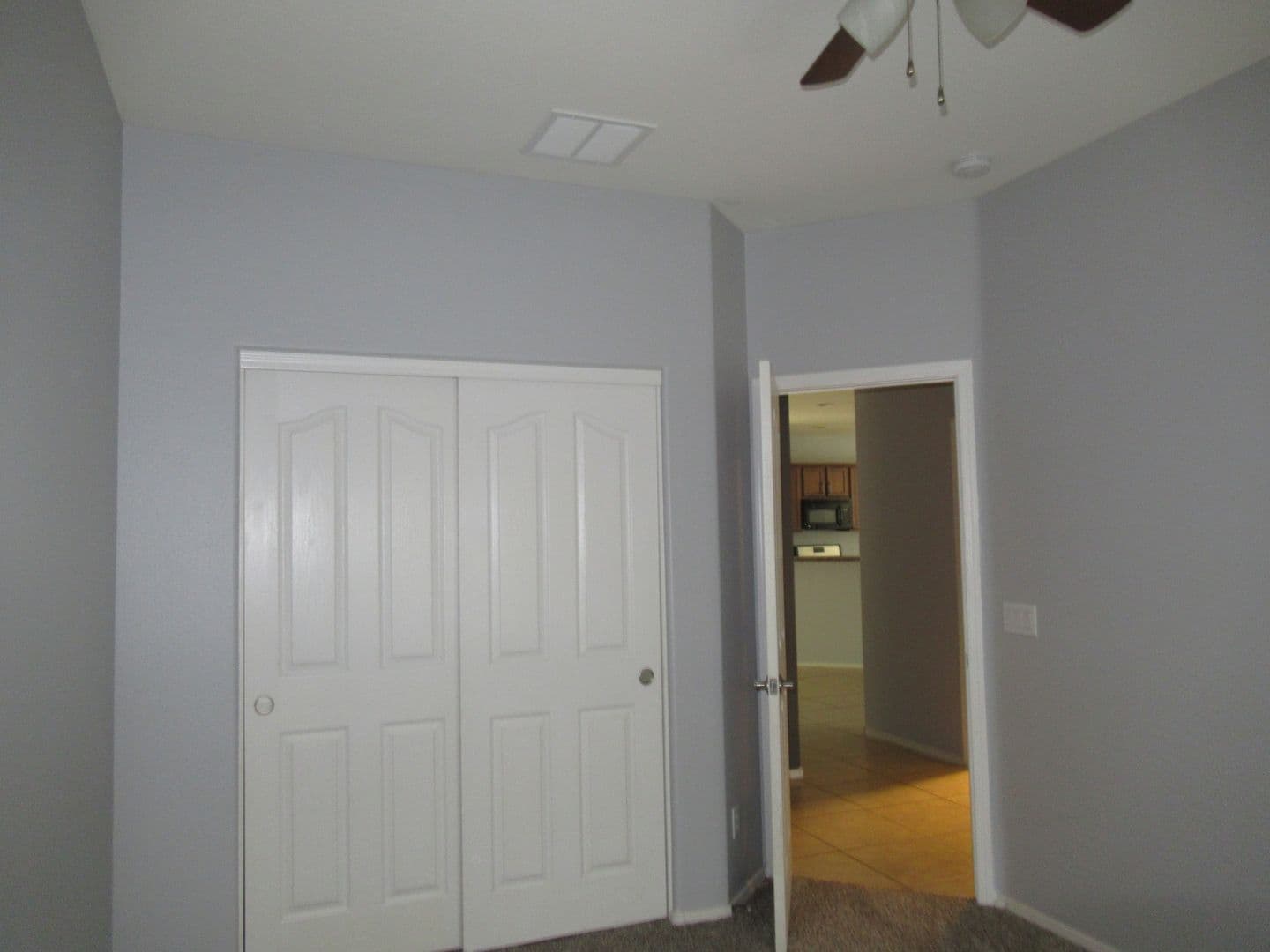 Avondale House: 10784 W Washington St.