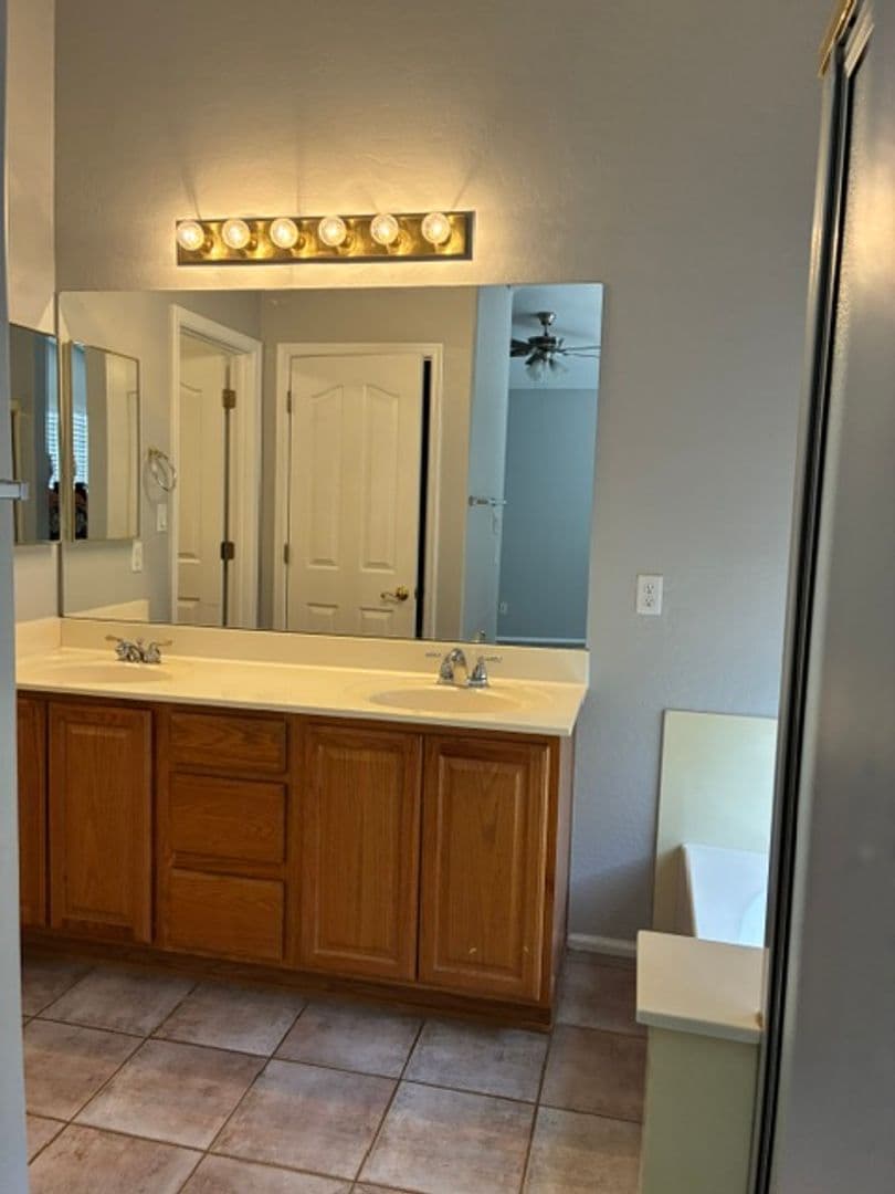 Gilbert House: 529 E. Cantebria Dr.