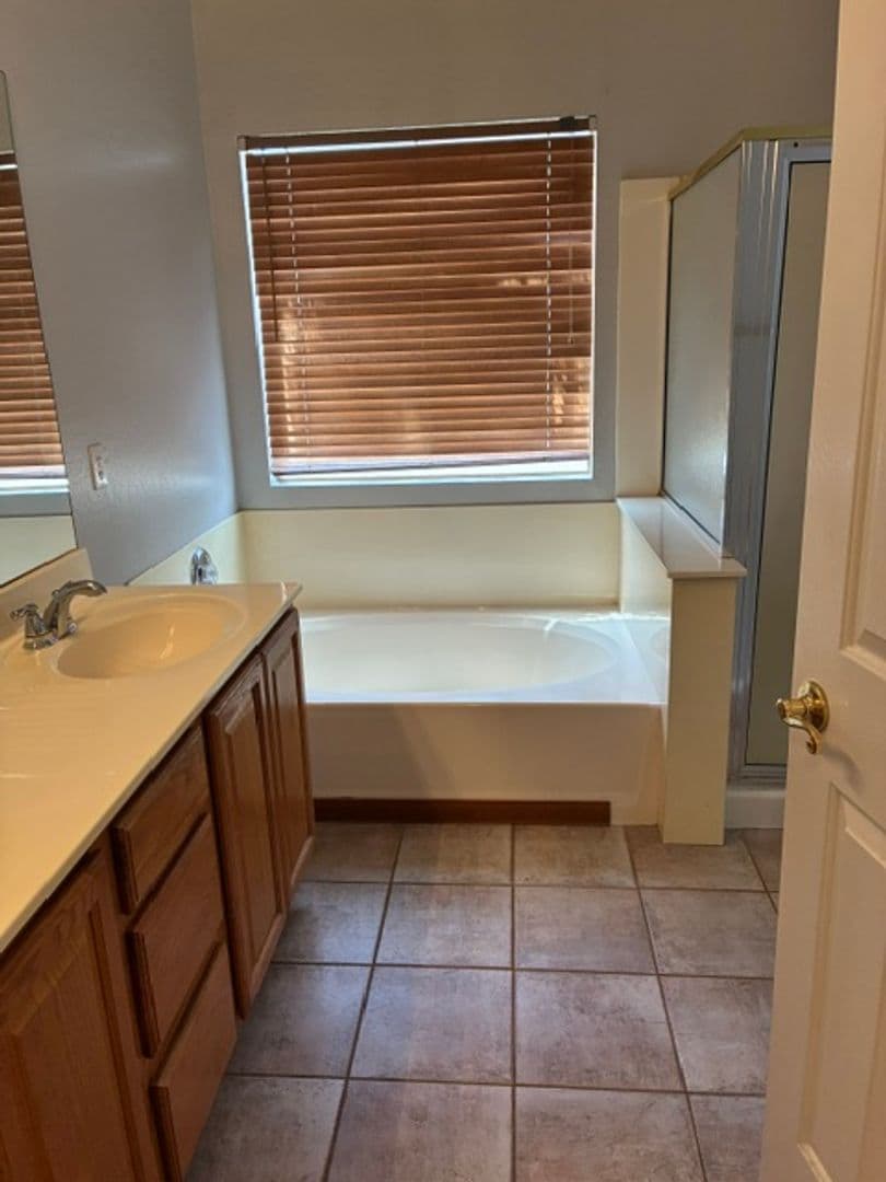 Gilbert House: 529 E. Cantebria Dr.