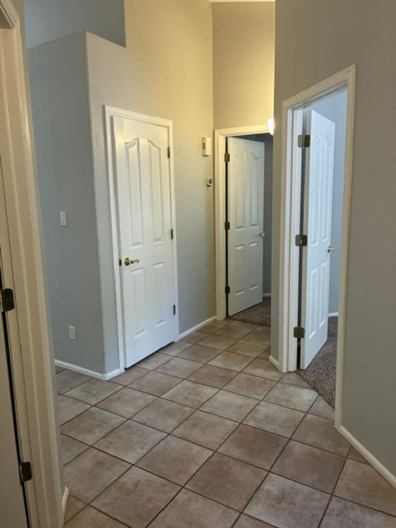 Gilbert House: 529 E. Cantebria Dr.