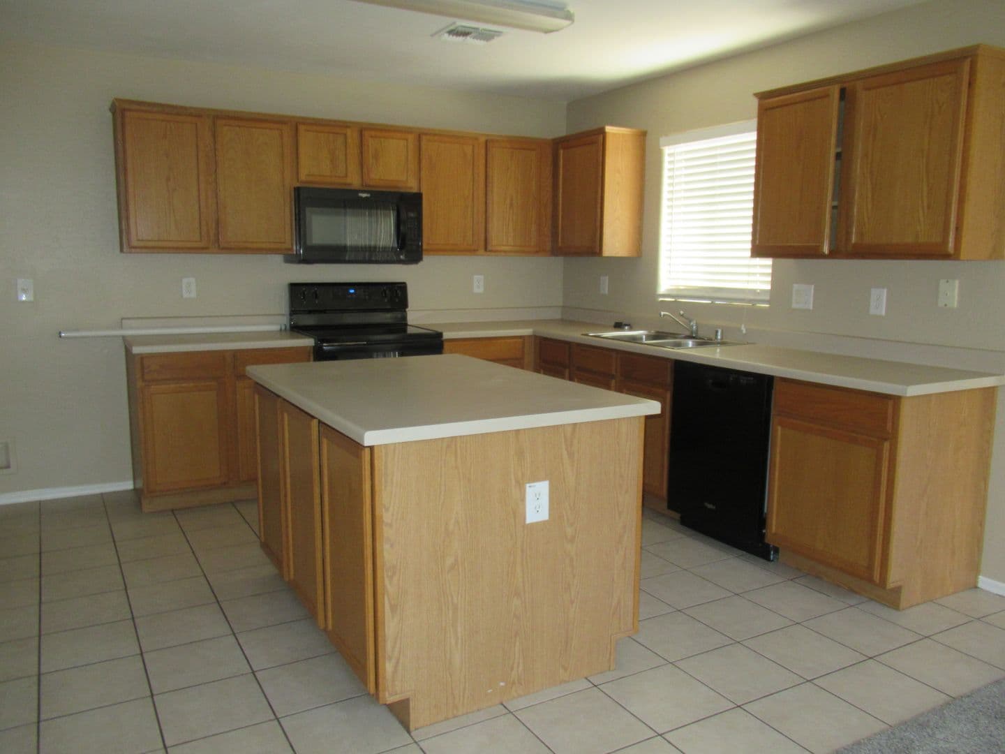 San Tan Valley House: 369 E. Anastasia St.