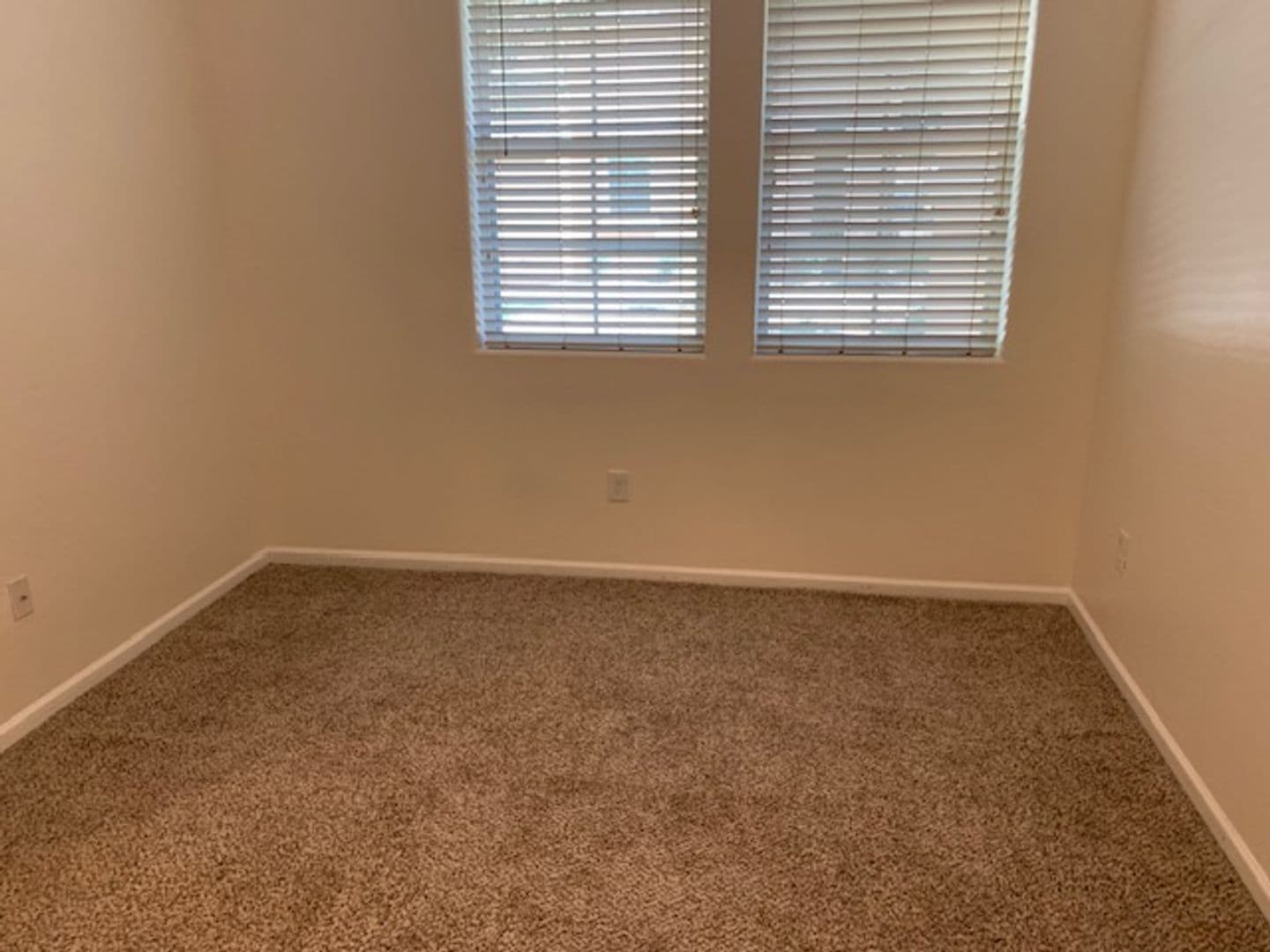 Mesa Condo: 7950 E. Keats Ave.