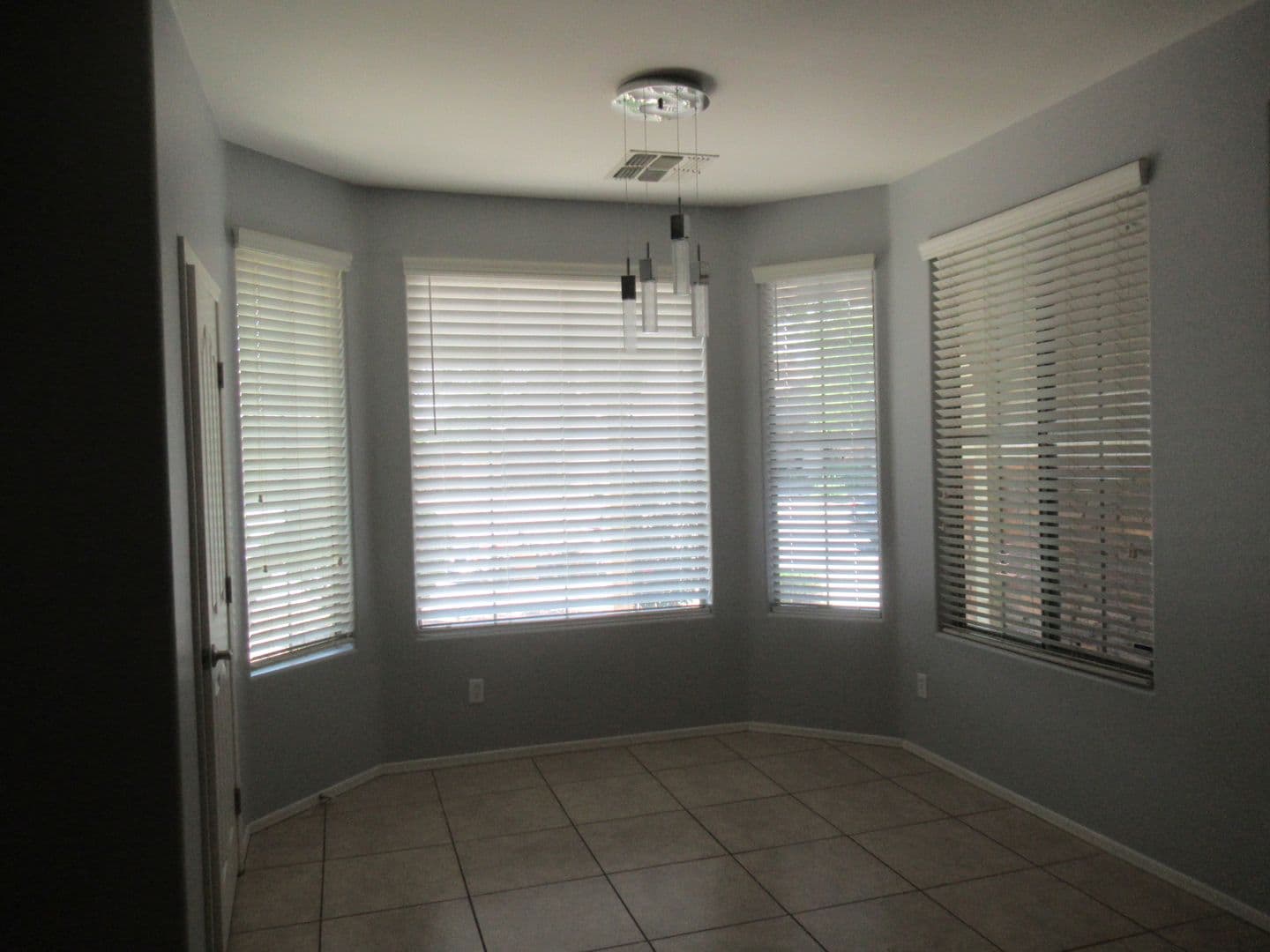 Avondale House: 10784 W Washington St.