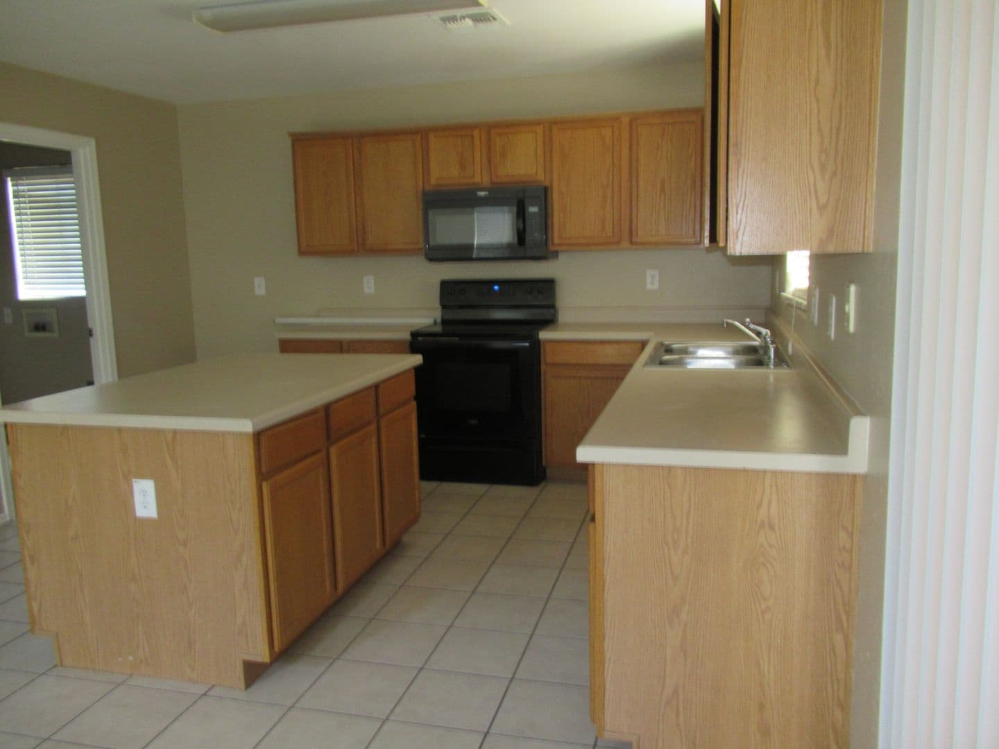 San Tan Valley House: 369 E. Anastasia St.