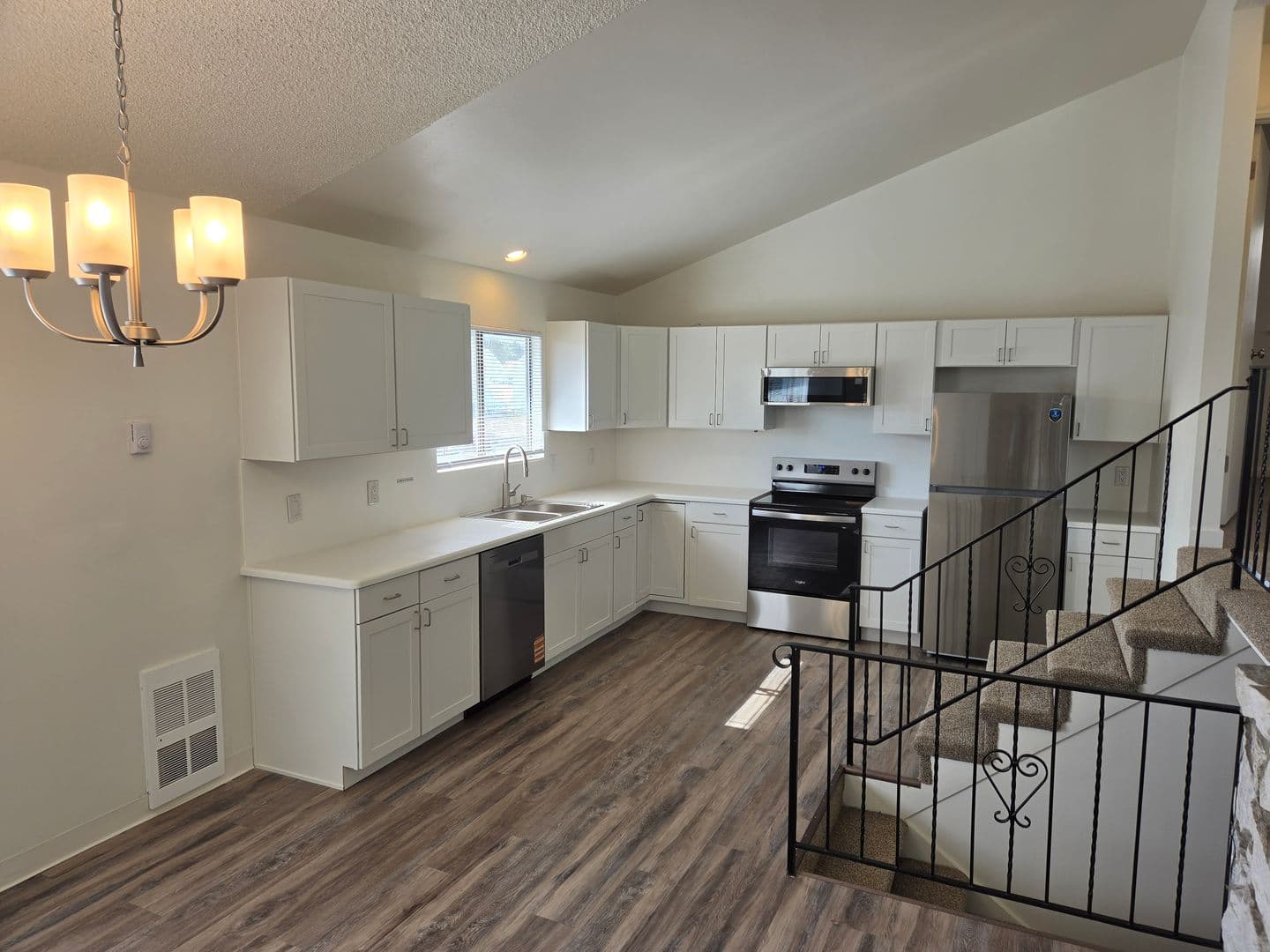 Spokane Apartment: 1012  W. Walton Ave.