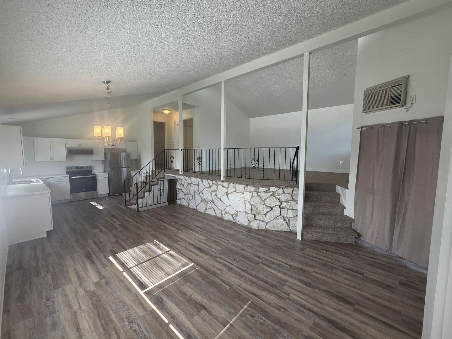 Spokane Apartment: 1012  W. Walton Ave.