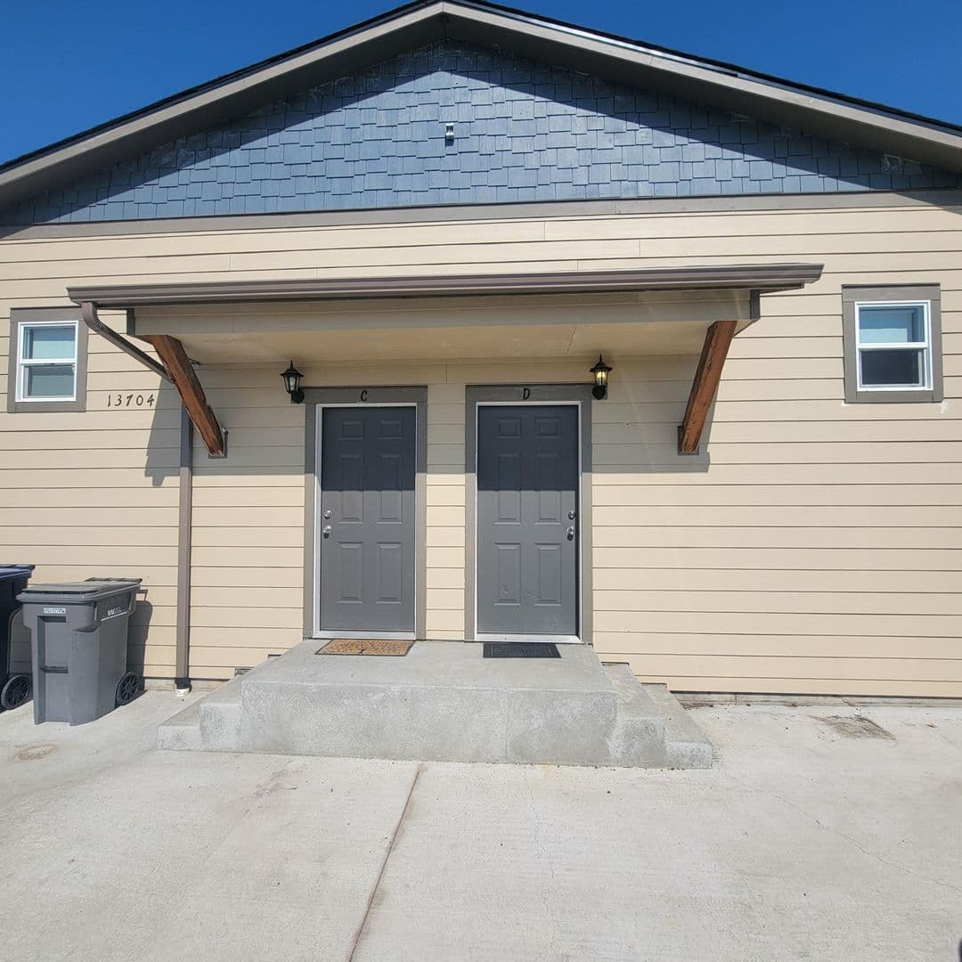 Airway Heights Apartment: 13700 W Bergen Dr.