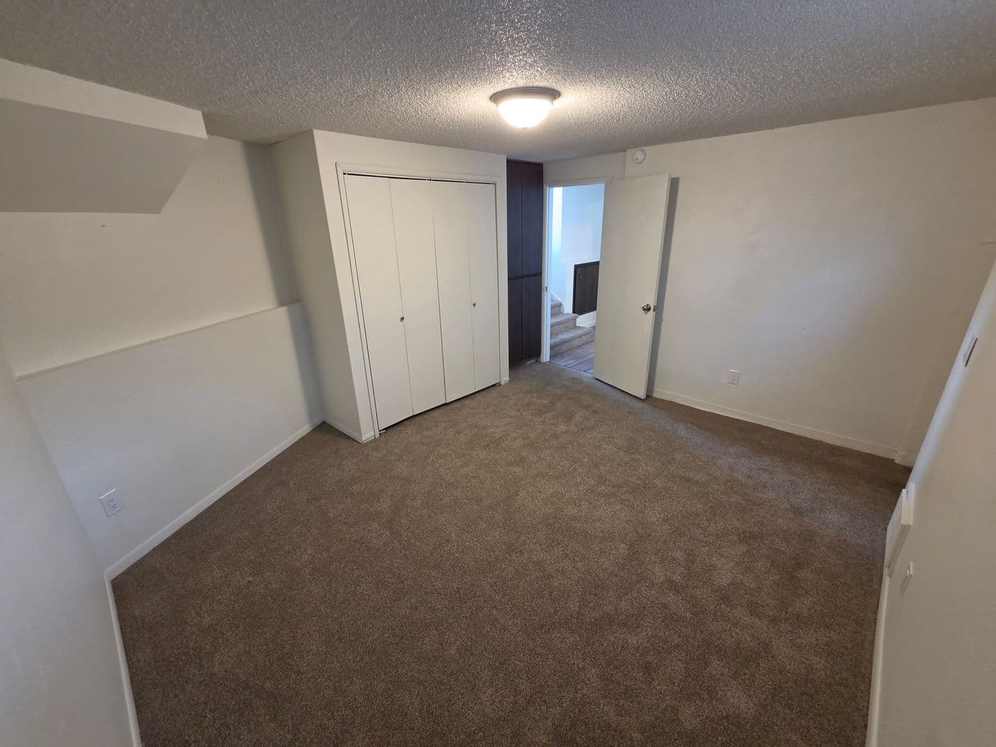 Spokane Apartment: 1012  W. Walton Ave.