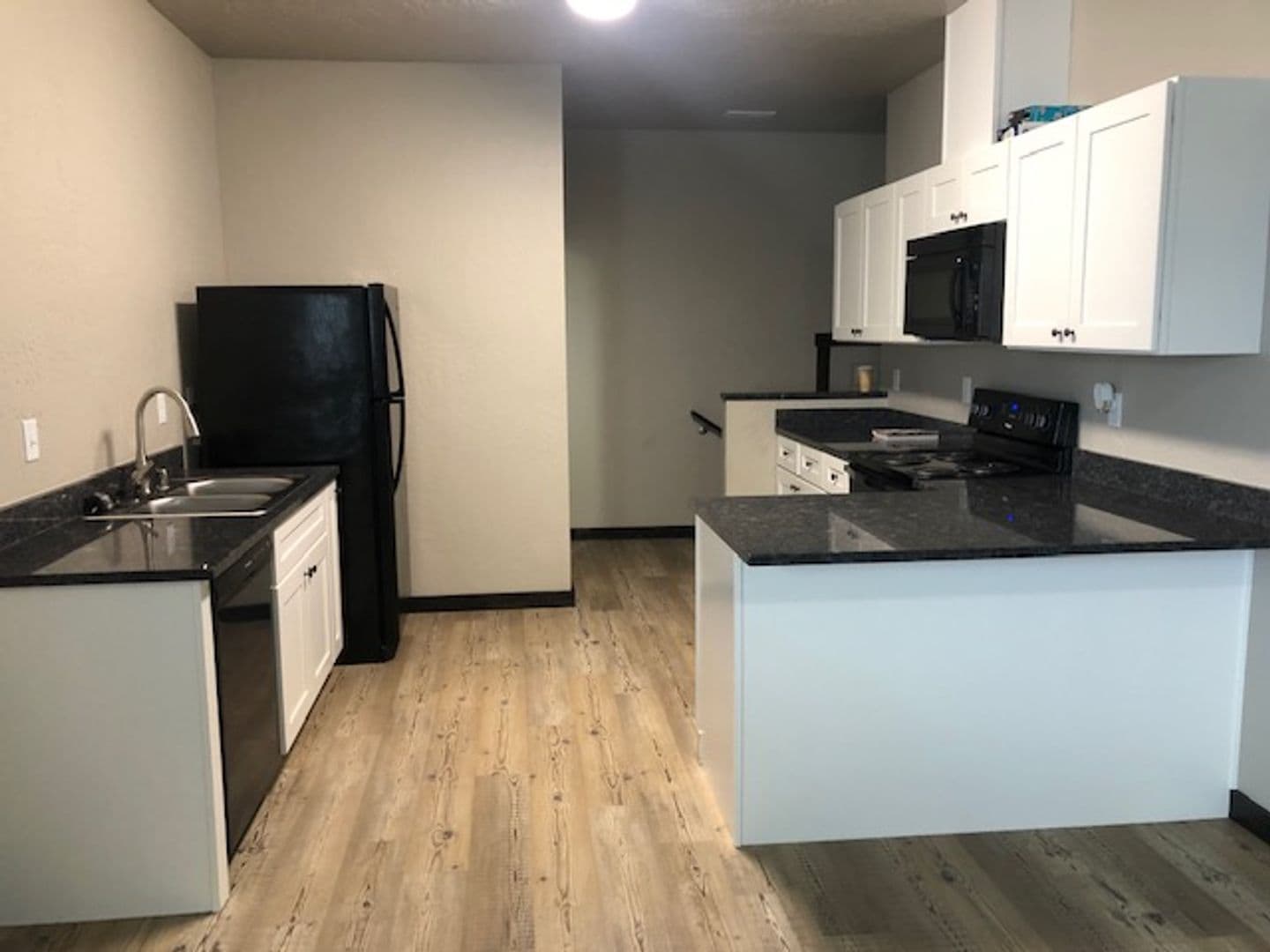 Airway Heights Apartment: 13700 W Bergen Dr.