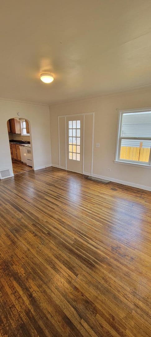Spokane House: 1208 E North