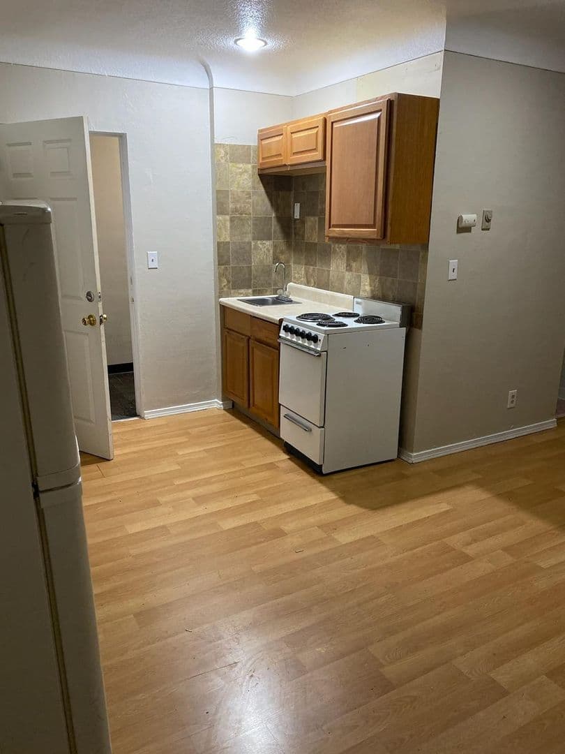 Spokane Apartment: 610 W. Garland