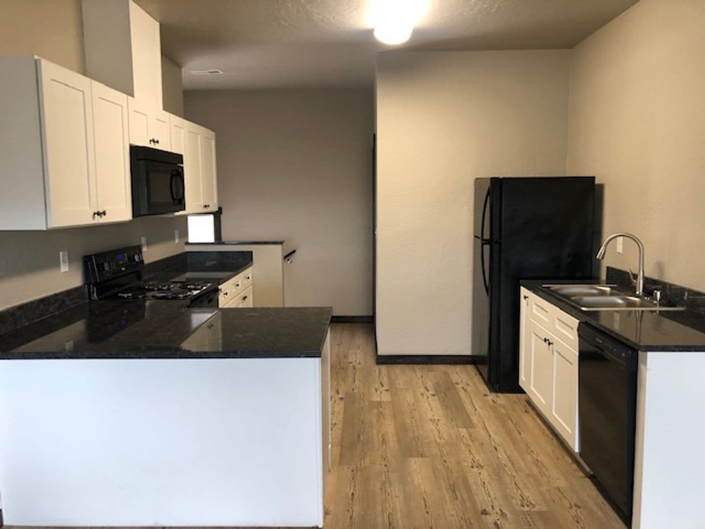 Airway Heights Apartment: 13700 W Bergen Dr.
