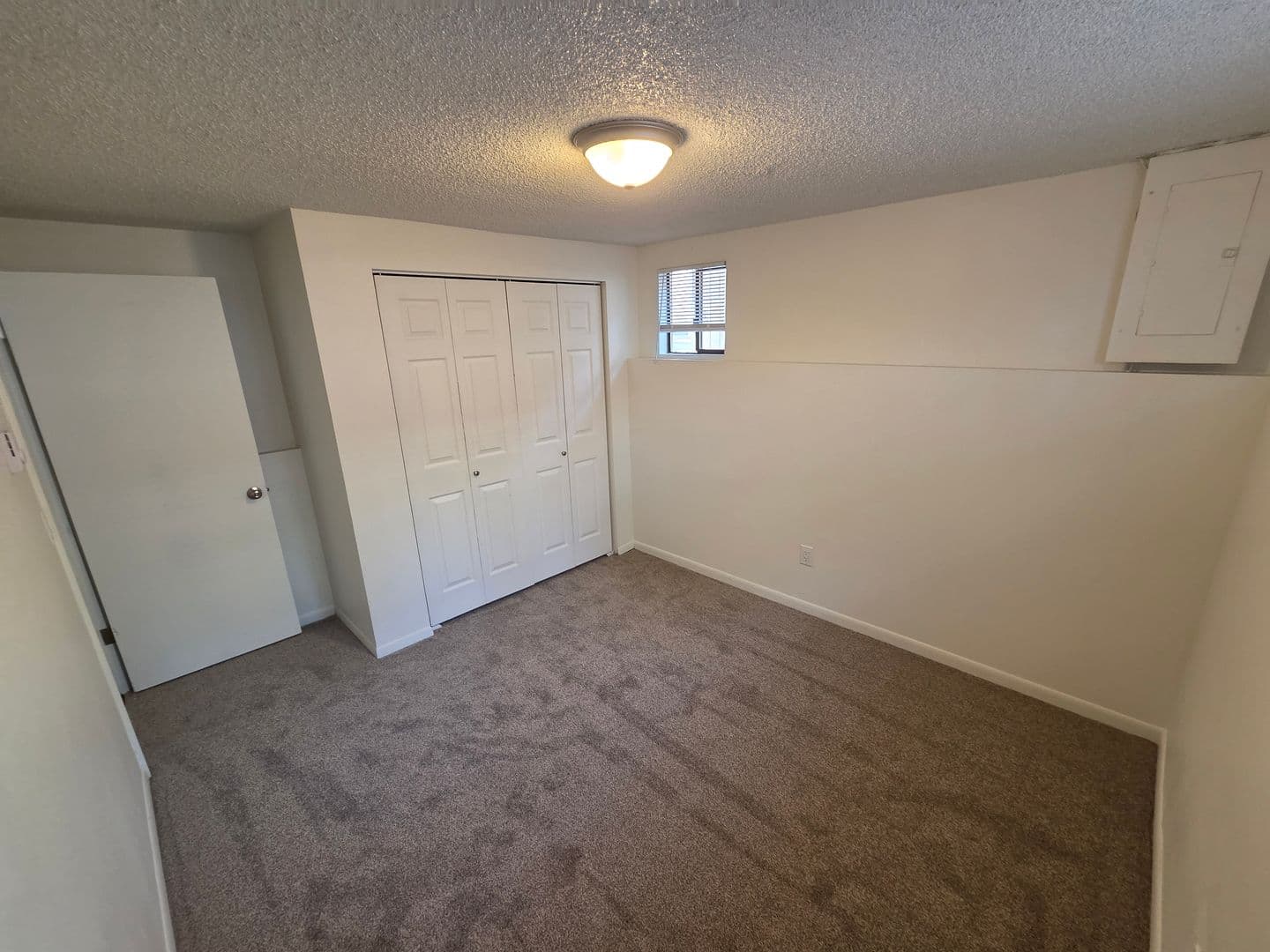Spokane Apartment: 1012  W. Walton Ave.