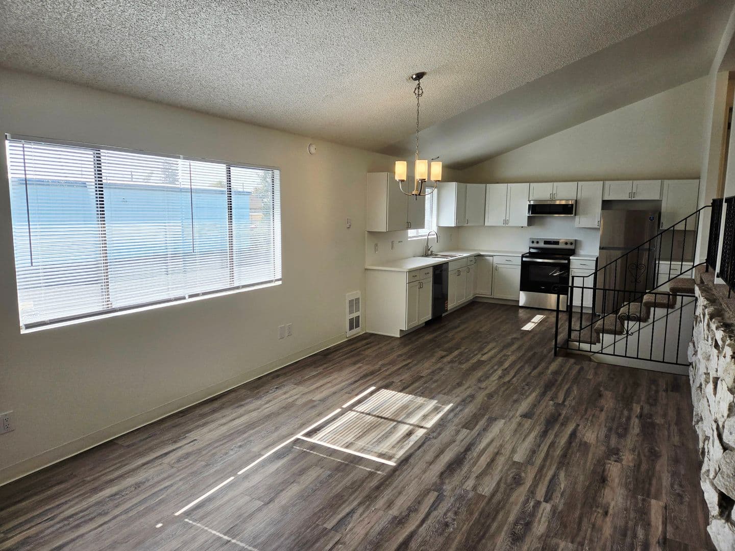 Spokane Apartment: 1012  W. Walton Ave.