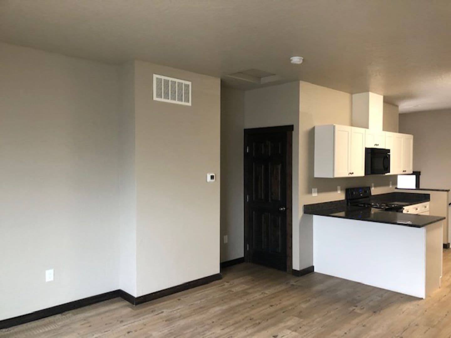 Airway Heights Apartment: 13700 W Bergen Dr.