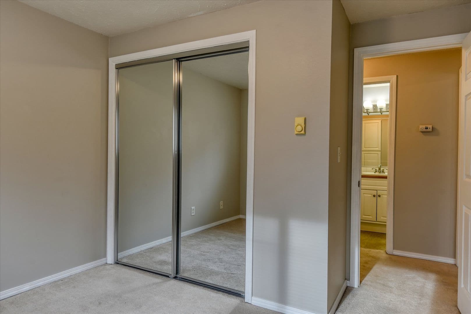 Spokane Apartment: 1418 W. 6th Ave. Unit #104