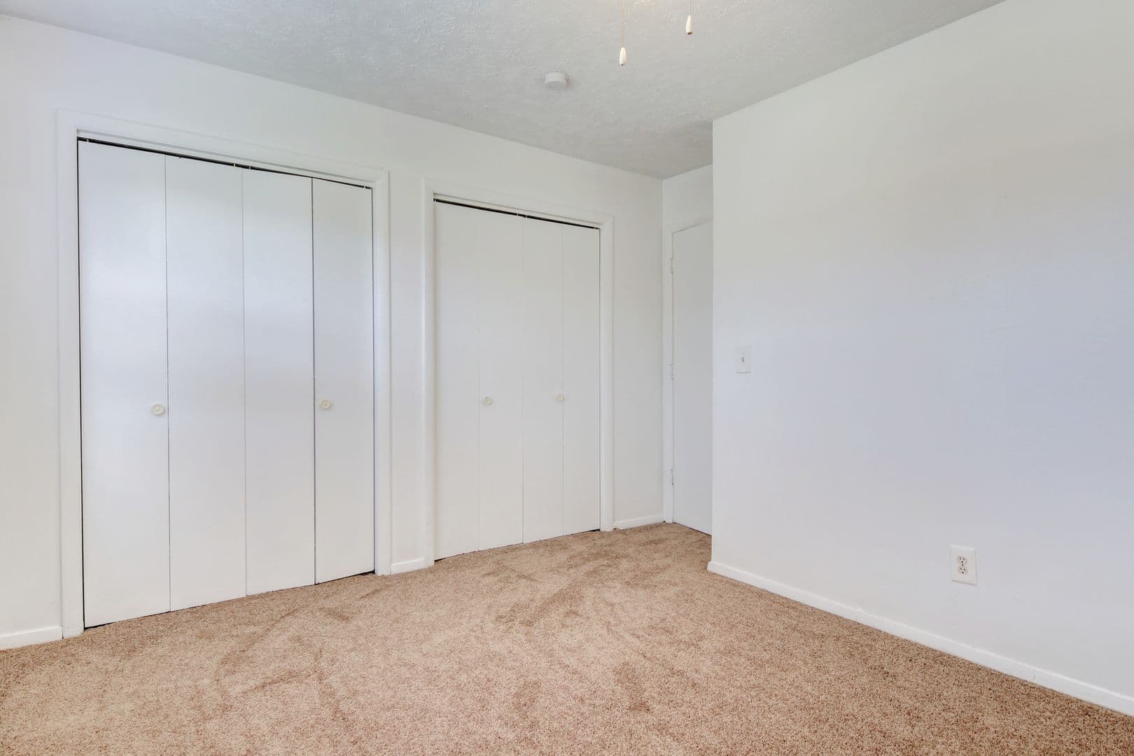 Bloomington Apartment: 802 Arcadia Drive