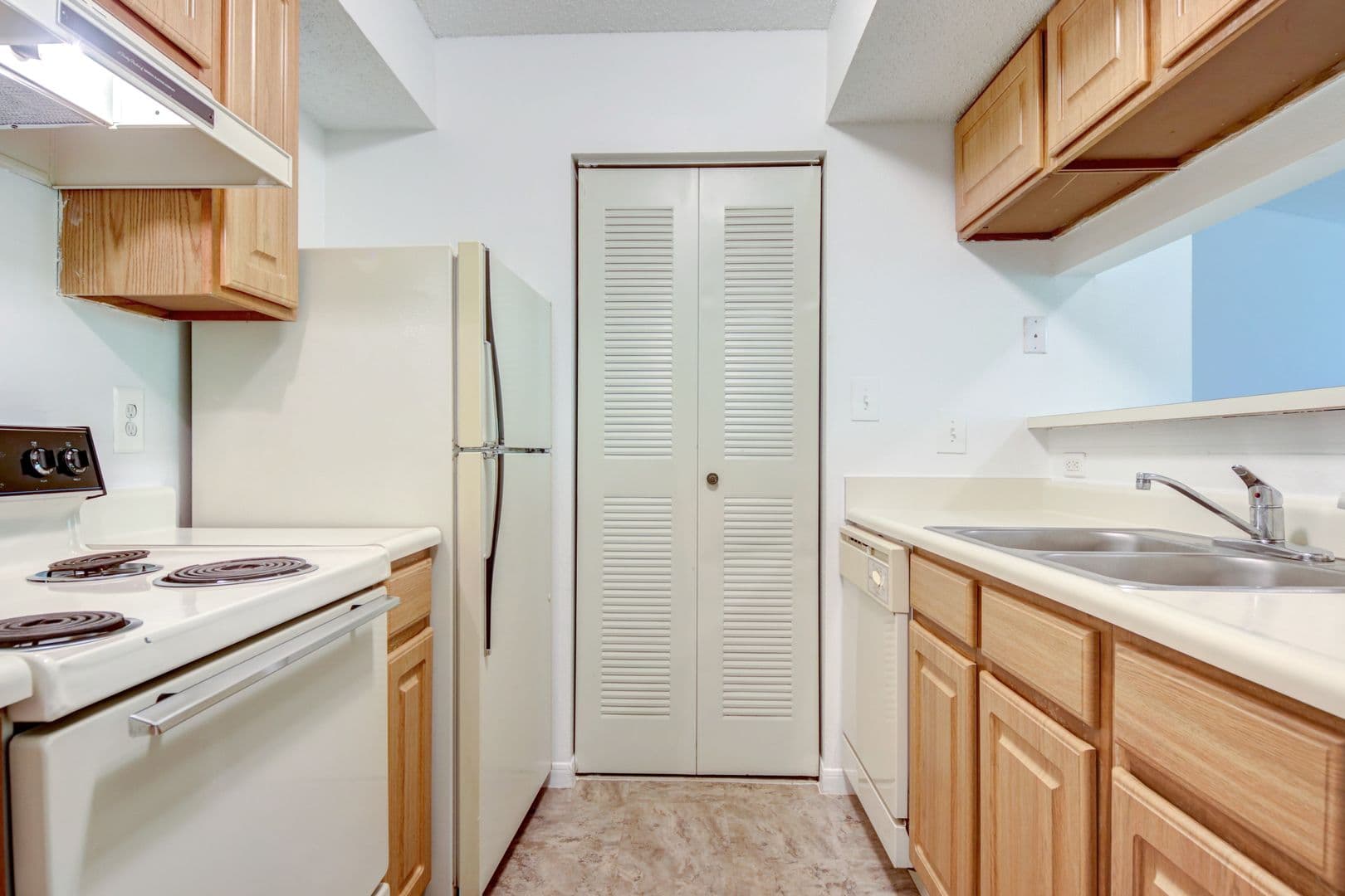 Bloomington Apartment: 2 Goose Creek Drive