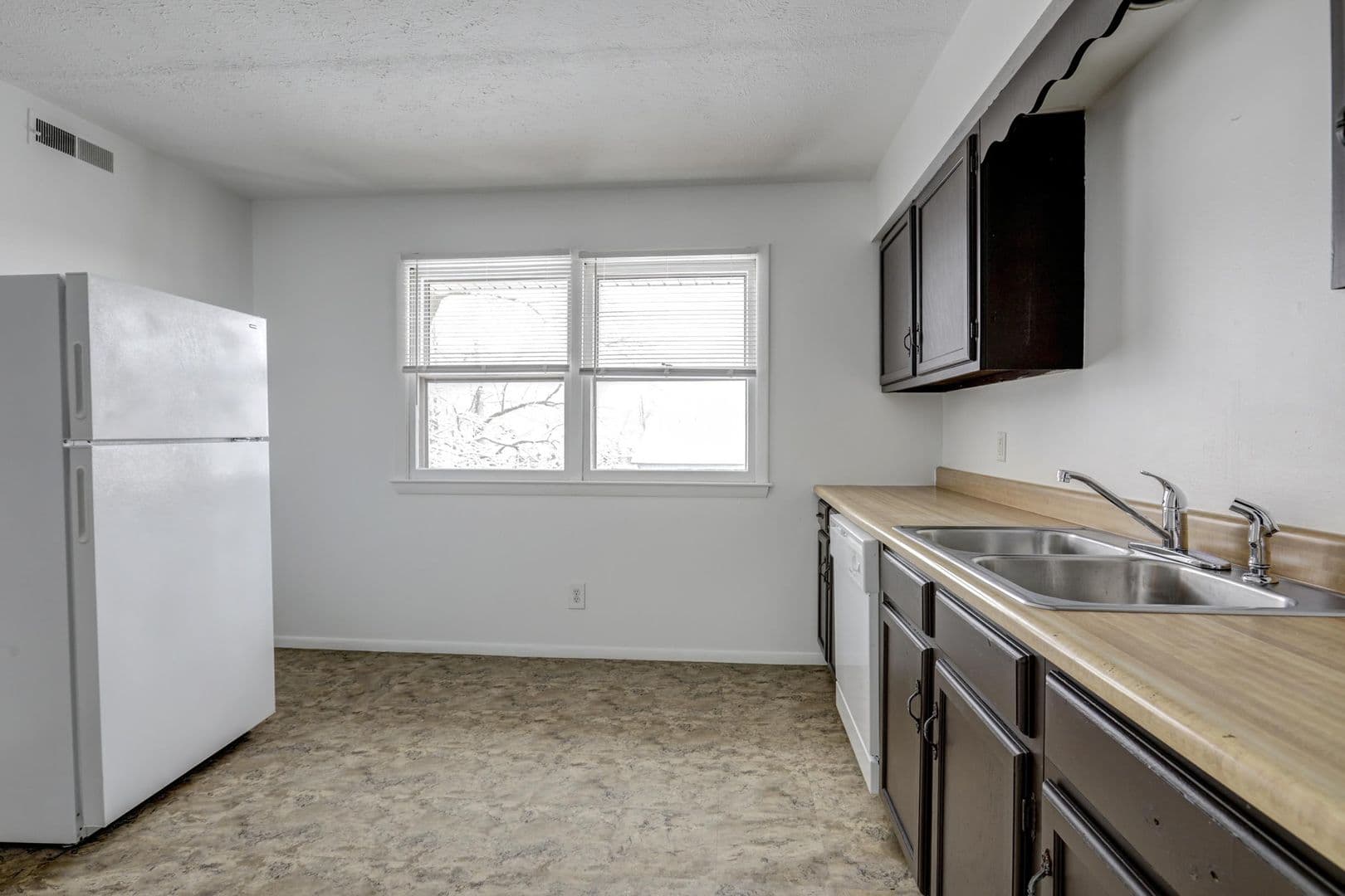 Bloomington Apartment: 1410 Croxton Avenue