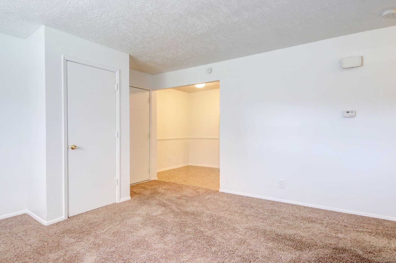 Bloomington Apartment: 1301 1/2 N. Hershey Road