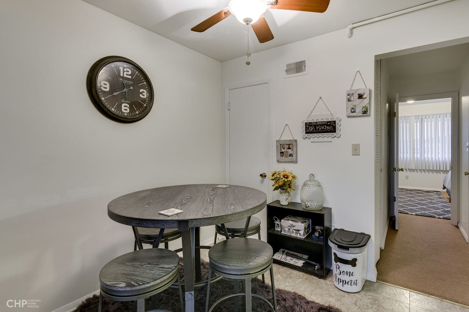 Hammond Apartment: 6423 Kennedy Avenue