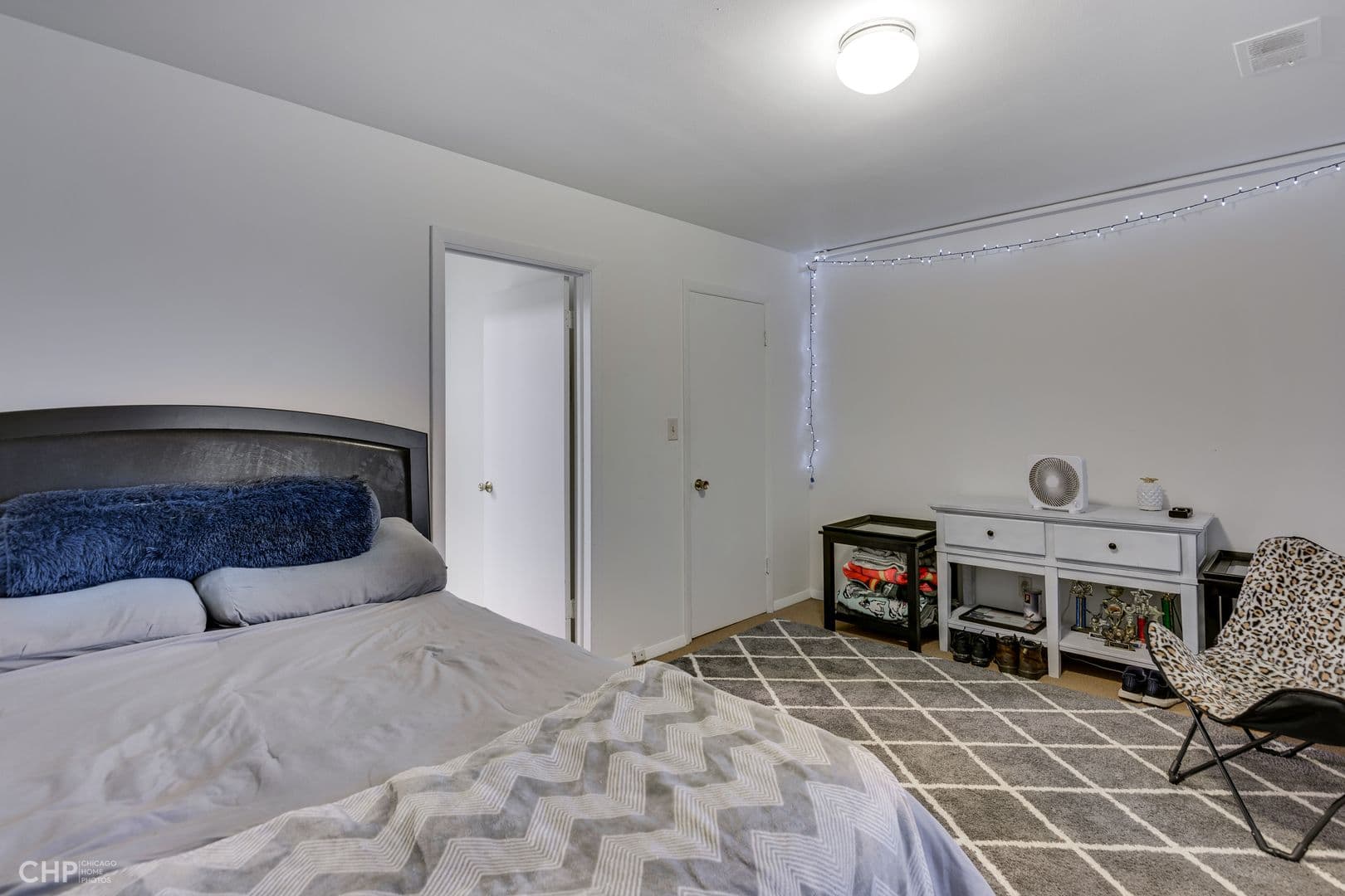 Hammond Apartment: 6423 Kennedy Avenue