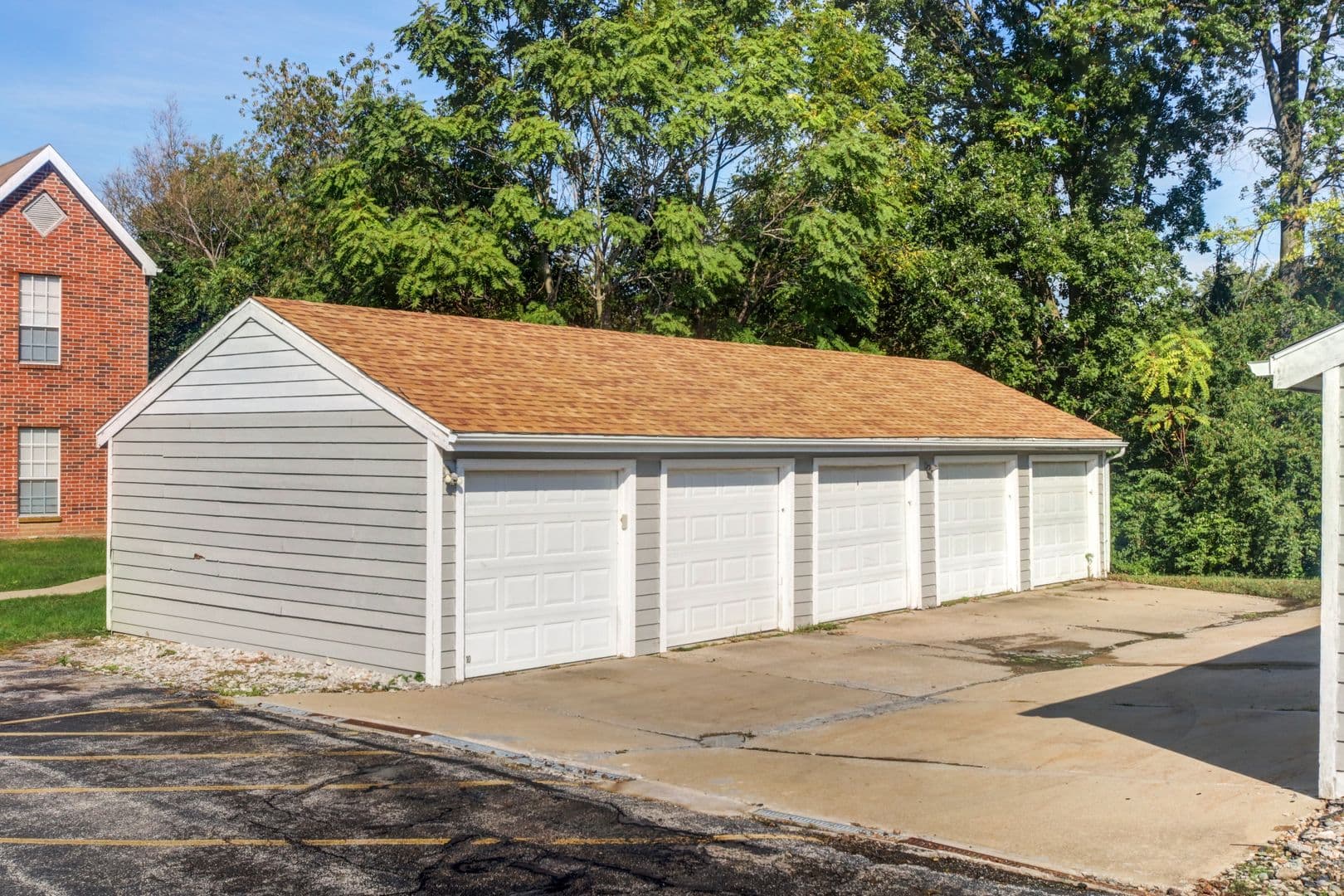 Bloomington Apartment: 2 Goose Creek Drive