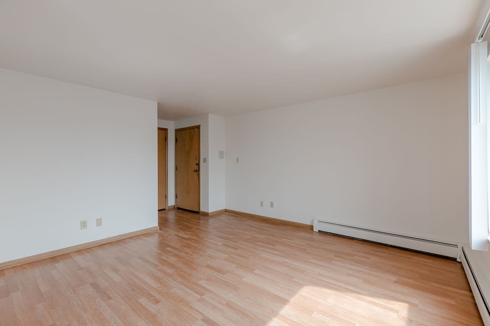 Elgin Apartment: 401 E. Chicago Street