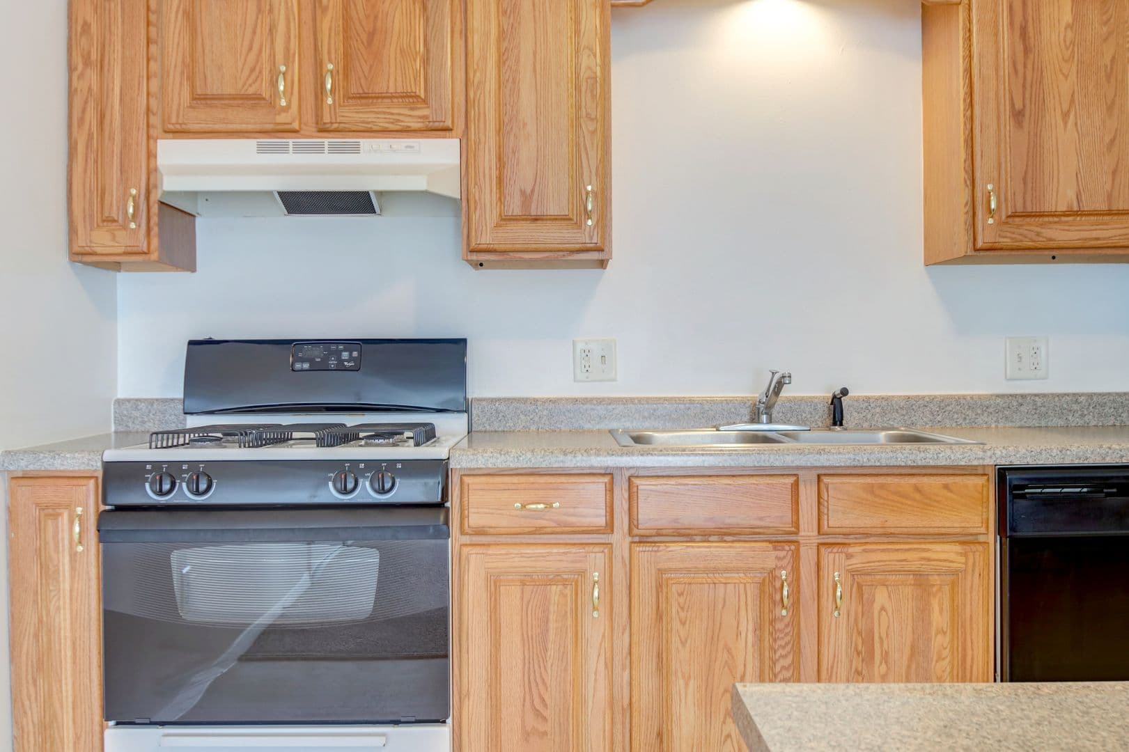 Bloomington Apartment: 1706 Springfield Road