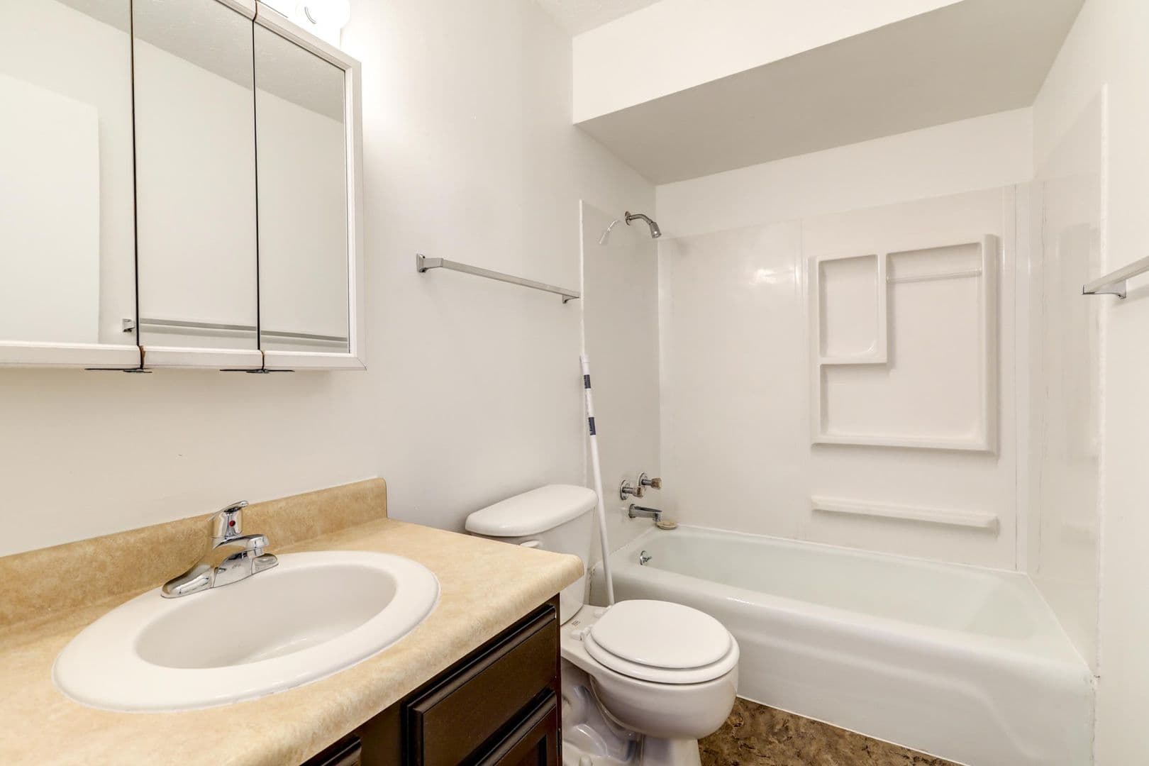 Bloomington Apartment: 1410 Croxton Avenue