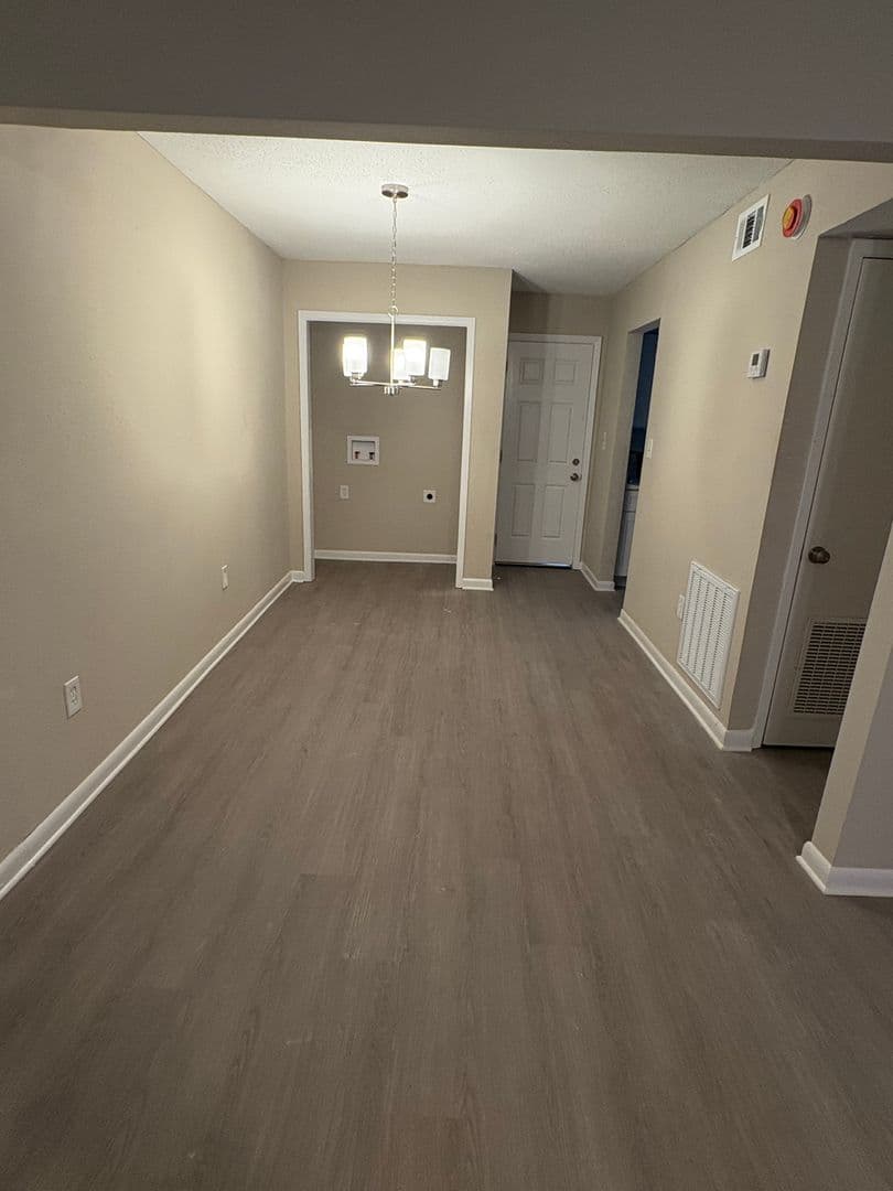 Hattiesburg Apartment: 102 Ellis Dr.