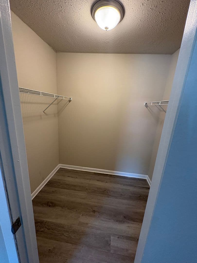Hattiesburg Apartment: 102 Ellis Dr.