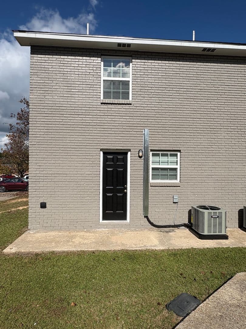 Hattiesburg Apartment: 102 Ellis Dr.