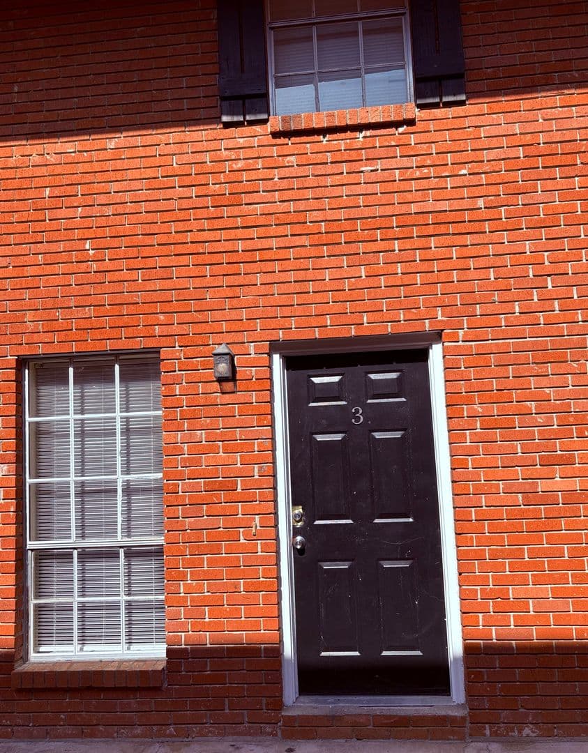 Hattiesburg Apartment: 109 Shemper Dr