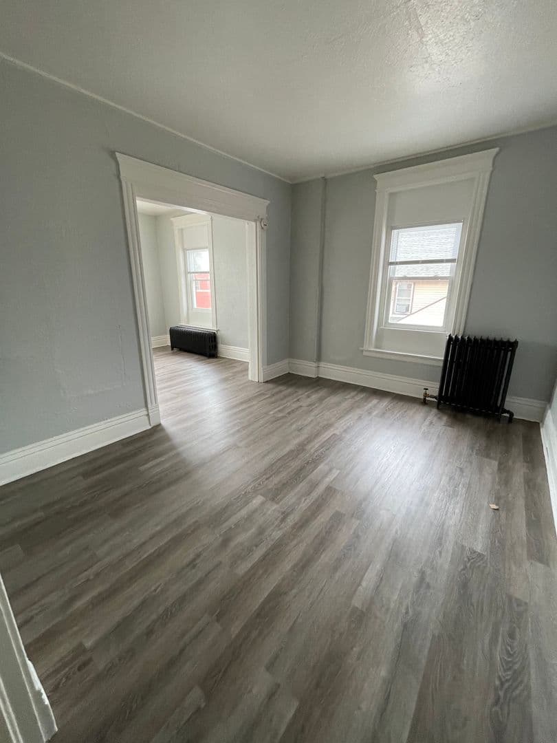 Davenport Apartment: 1509 Harrison Street  #1
