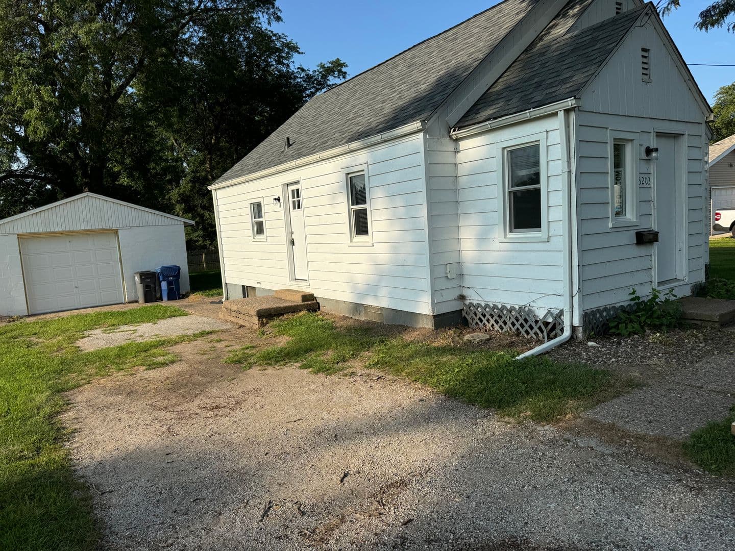 Bettendorf House: 3203 Central Avenue