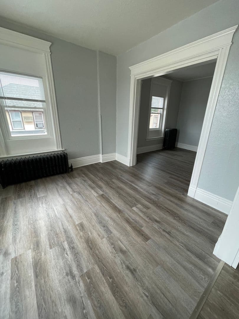 Davenport Apartment: 1509 Harrison Street  #1