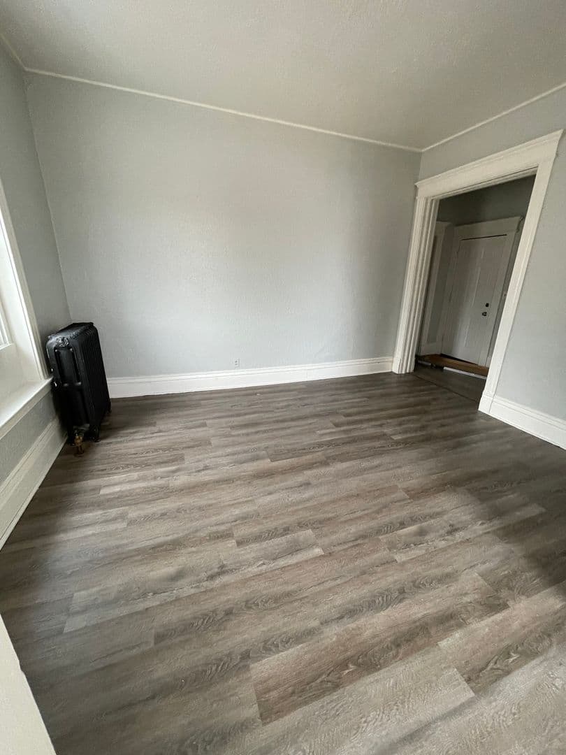 Davenport Apartment: 1509 Harrison Street  #1