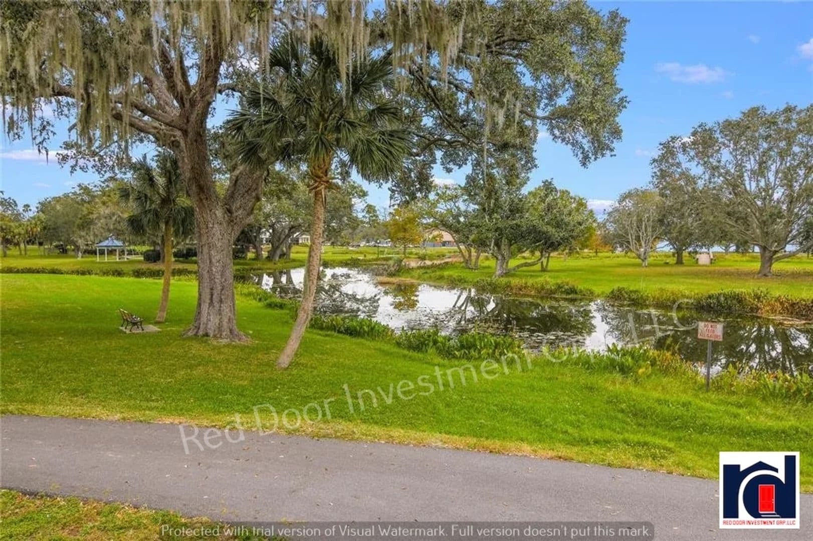 Leesburg Condo: 706 West Dixie Avenue